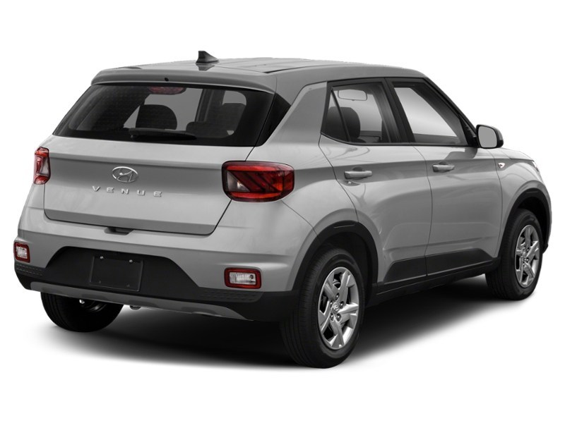 2022 Hyundai Venue Trend IVT Exterior Shot 2