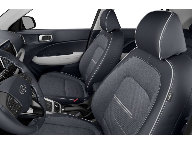 2020 Hyundai Venue Ultimate | 1.6L | NAV | ROOF | BLIS | REMOTE START Interior Shot 4
