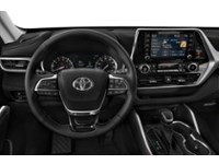 2022 Toyota Highlander XLE AWD Interior Shot 3