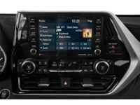 2022 Toyota Highlander XLE AWD Interior Shot 2