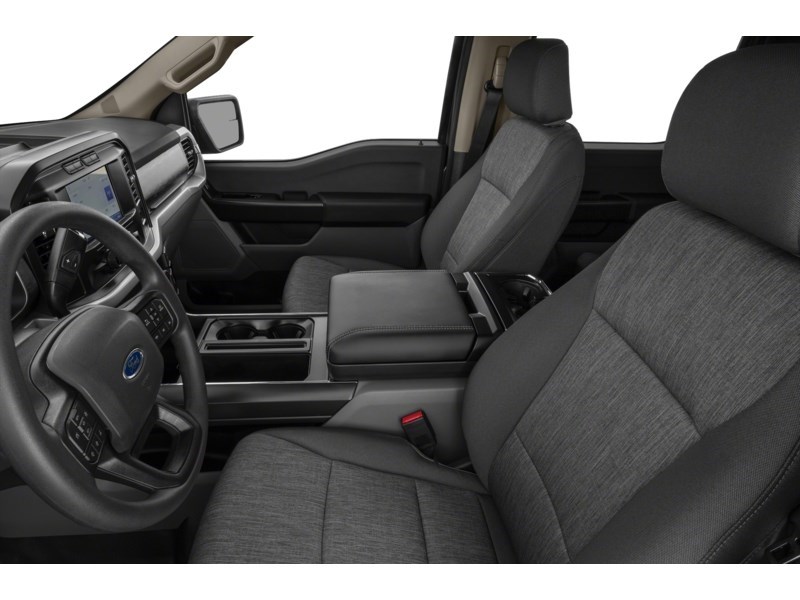 2022 Ford F-150 XL 4WD SuperCrew 5.5' Box Interior Shot 4