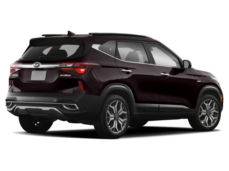 2021 Kia Seltos SX Turbo AWD Exterior Shot 2