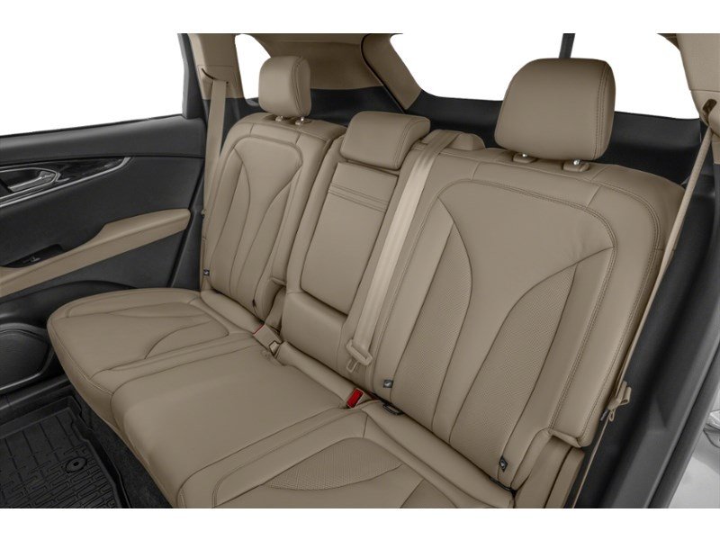 2022 Lincoln Nautilus Reserve AWD Interior Shot 5