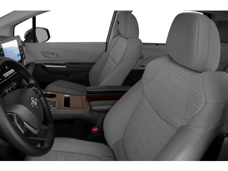 2022 Toyota Sienna LE 8-Passenger FWD Interior Shot 4