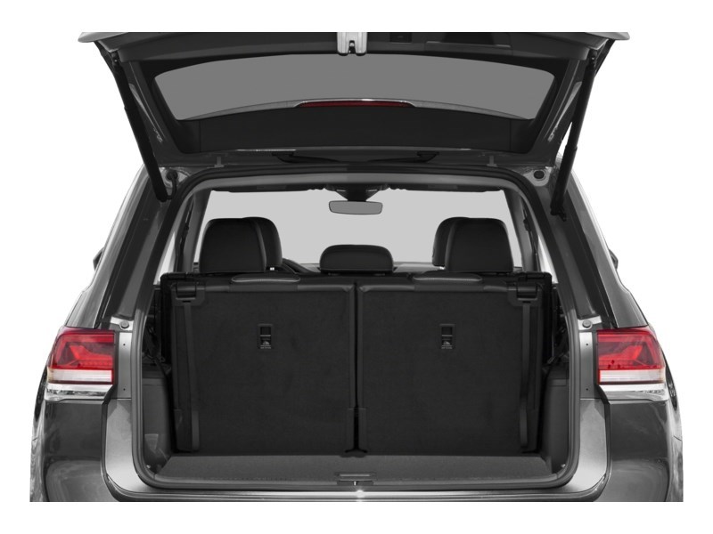 2023 Volkswagen Atlas Execline 3.6 FSI 4MOTION Exterior Shot 4