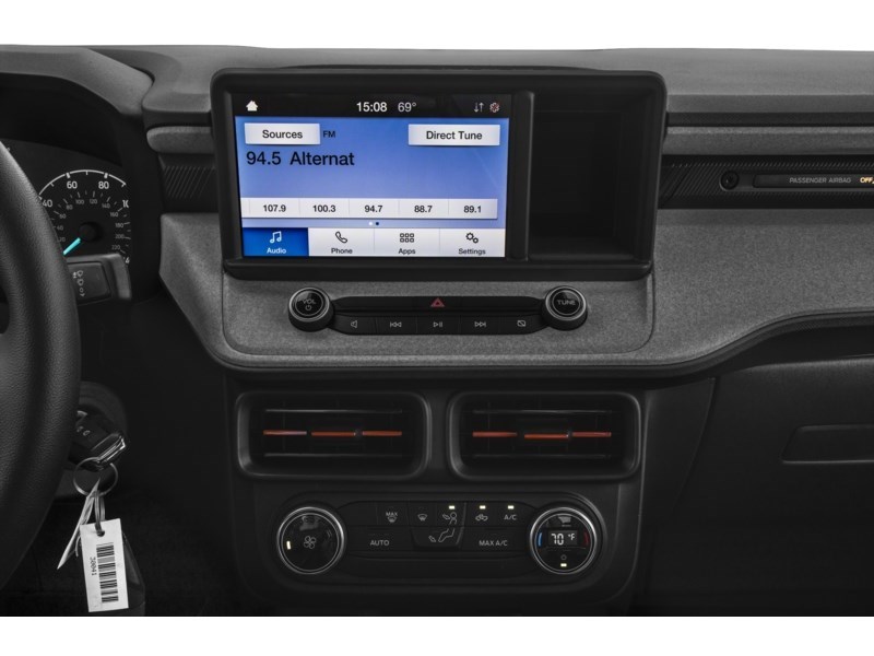 2023 Ford Maverick XLT FWD SuperCrew Interior Shot 2