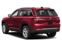 2024 Jeep Grand Cherokee Altitude 4x4 Exterior Shot 9