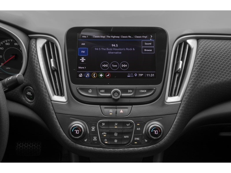 2023 Chevrolet Malibu 4dr Sdn 1LT Interior Shot 2