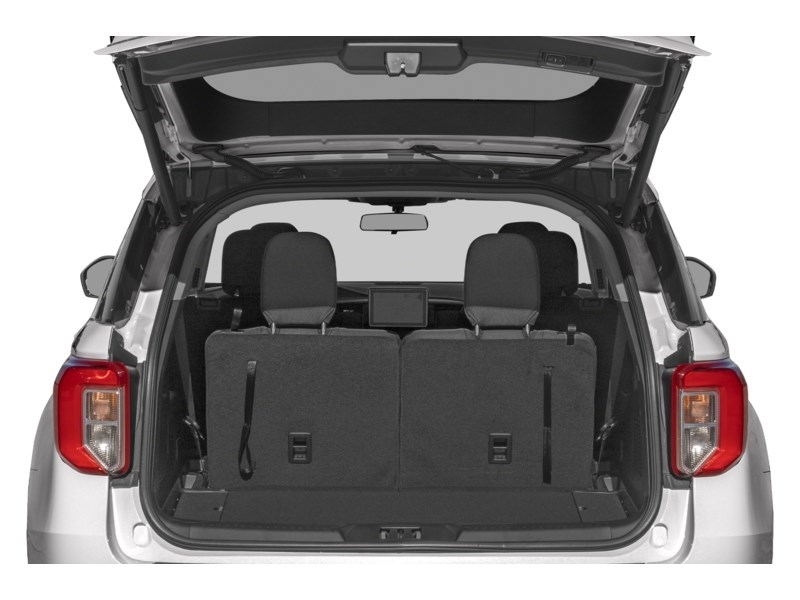 2023 Ford Explorer XLT 4WD Exterior Shot 4