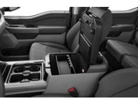 2027 Ford Super Duty F-250 SRW XLT 4WD Crew Cab 6.75' Box Interior Shot 7