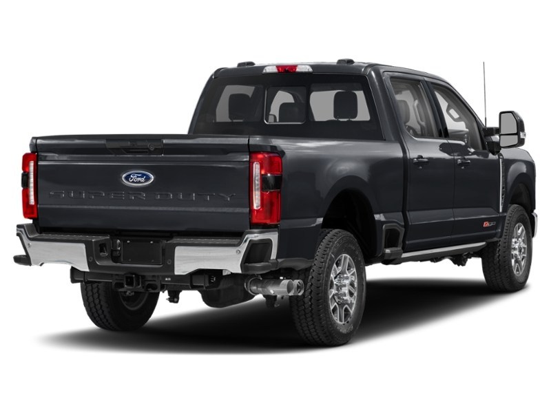 2027 Ford Super Duty F-250 SRW LARIAT 4WD Crew Cab 6.75' Box Exterior Shot 2