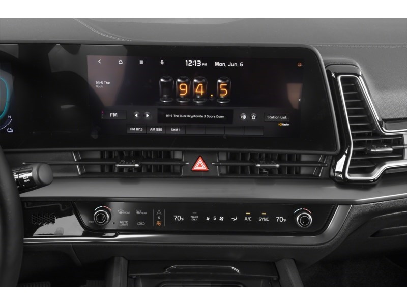 2023 Kia Sportage HEV EX AWD Interior Shot 2