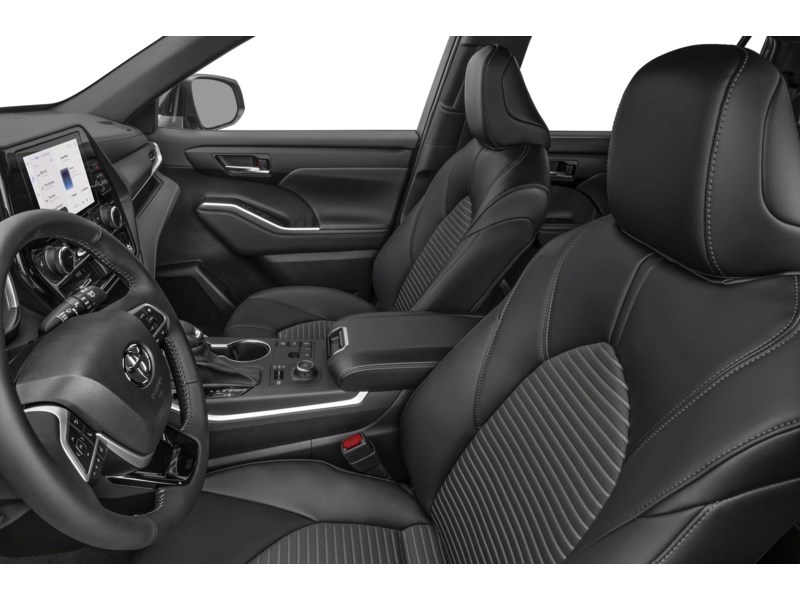 2023 Toyota Highlander XSE AWD Interior Shot 4