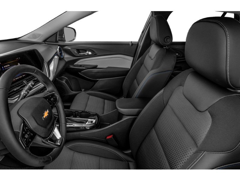 2026 Chevrolet Trax FWD 4dr ACTIV Interior Shot 4