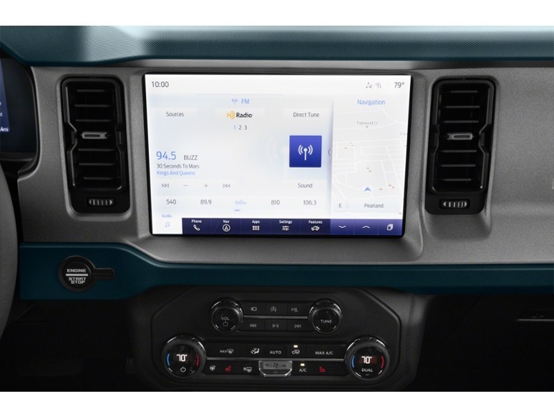 2024 Ford Bronco Outer Banks 4 Door 4x4 Interior Shot 2