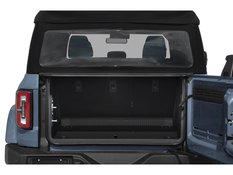 2024 Ford Bronco Outer Banks Exterior Shot 4