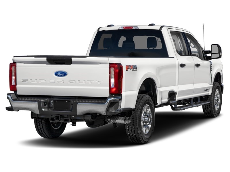 2026 Ford Super Duty F-350 SRW XLT 4WD Crew Cab 6.75' Box Exterior Shot 2