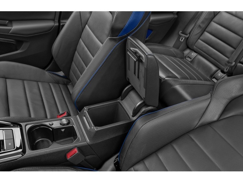 2024 Volkswagen Golf R DSG Interior Shot 7