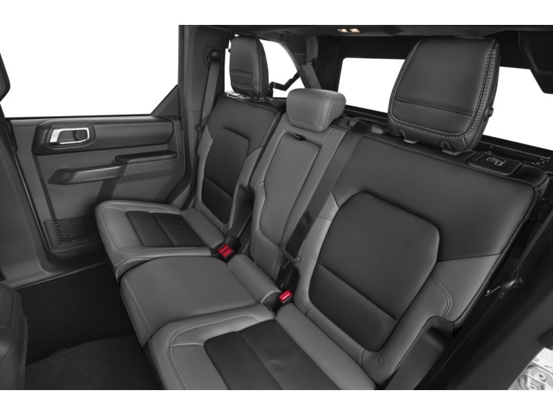 2026 Ford Bronco Outer Banks | 4X4 | 2.7L | HARD TOP | HIGH/LUX Interior Shot 5