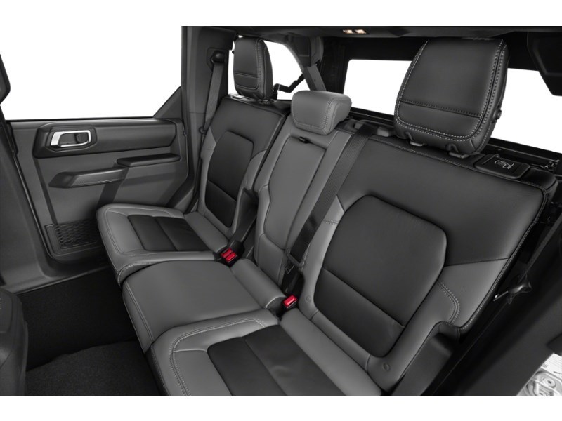 2026 Ford Bronco Outer Banks | 4X4 | 2.7L|HIGH PKG |HARD TOP|BLK PK Interior Shot 5