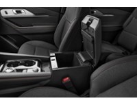 2027 Ford Explorer Active w/200A Pkg 4WD Interior Shot 7