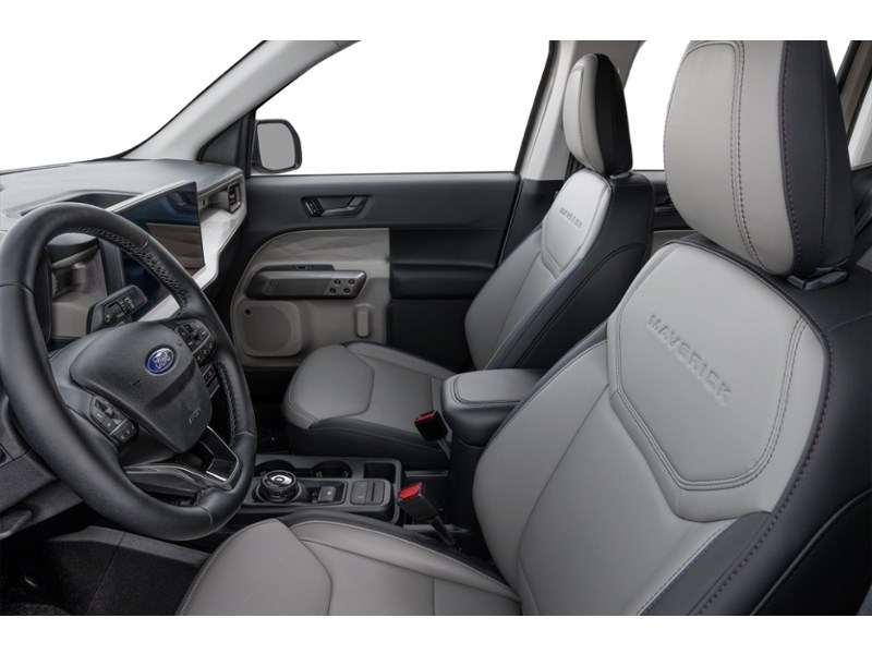 2026 Ford Maverick LARIAT AWD SuperCrew Interior Shot 4