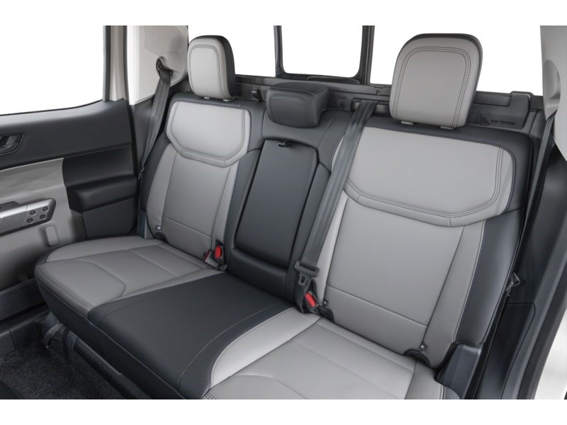 2026 Ford Maverick LARIAT | AWD | HYBRID | AWD | ROOF | R SLD WINDOW Interior Shot 5