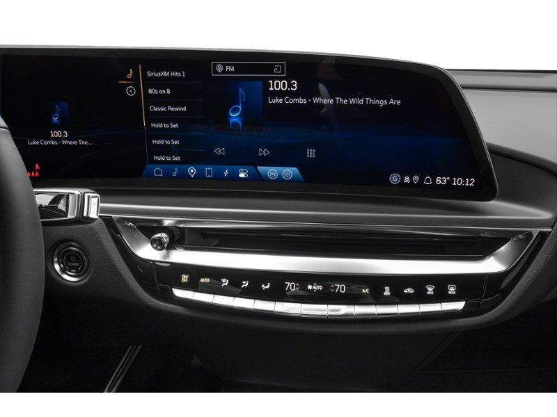 2026 Cadillac LYRIQ 4dr Luxury Interior Shot 2