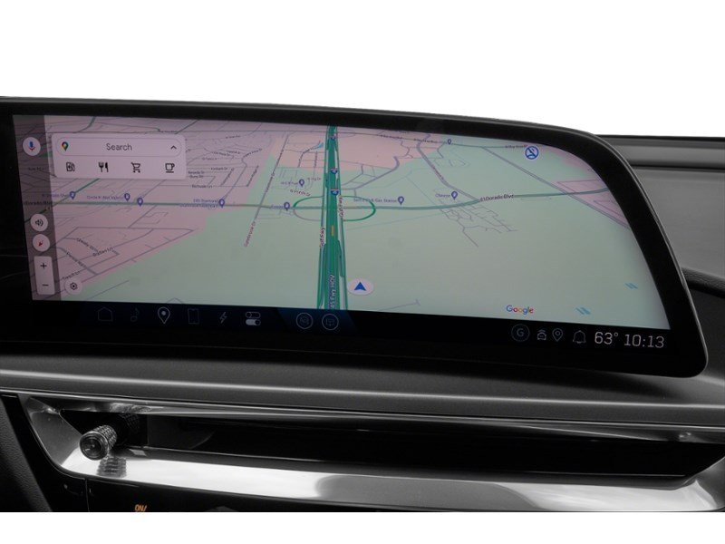 2026 Cadillac LYRIQ 4dr Luxury Interior Shot 8