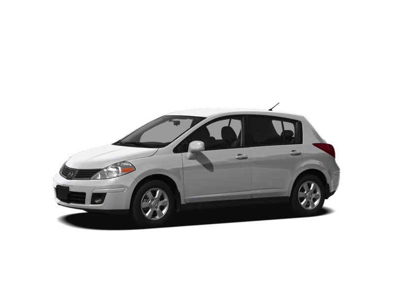 2010 Nissan Versa 5dr HB I4 Manual 1.8 S Airstream Metallic  Shot 3