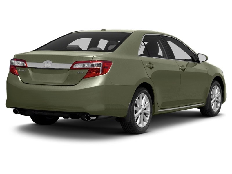2012 Toyota Camry 4dr Sdn V6 Auto XLE Cypress Pearl  Shot 30