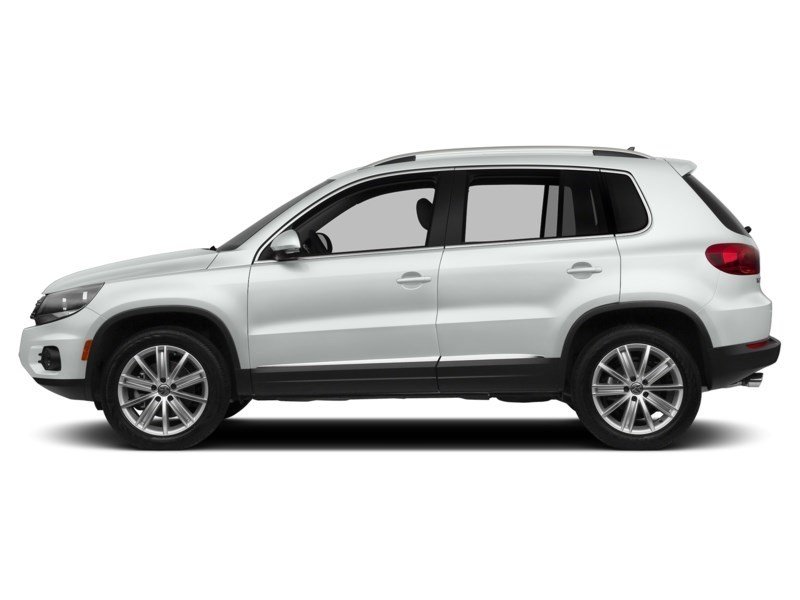 2017 Volkswagen Tiguan 4MOTION 4dr Wolfsburg Edition Pure White  Shot 9