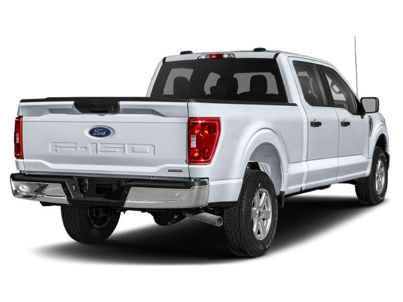 2022 Ford F-150 XLT 4WD SuperCrew 5.5' Box Space White Metallic  Shot 2