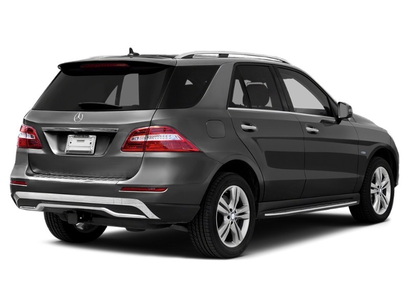 2013 Mercedes-Benz M-Class 4MATIC 4dr ML 350 BlueTEC Tenorite Grey Metallic  Shot 32