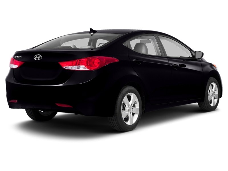 2013 Hyundai Elantra 4dr Sdn Man GL Midnight Black Mica  Shot 19