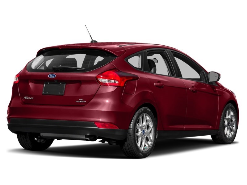 2015 Ford Focus 5dr HB SE Ruby Red Tinted Clearcoat  Shot 26