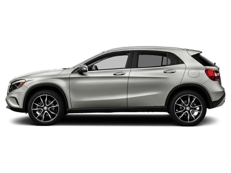 2015 Mercedes-Benz GLA-Class 4MATIC 4dr GLA 250 Colour Shot 3