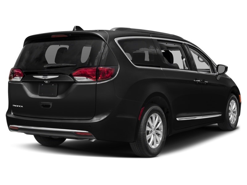 2020 Chrysler Pacifica Limited 35th Anniversary FWD *Ltd Avail* Brilliant Black Crystal Pearl  Shot 37