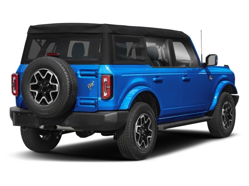 2024 Ford Bronco Outer Banks Velocity Blue Metallic  Shot 3