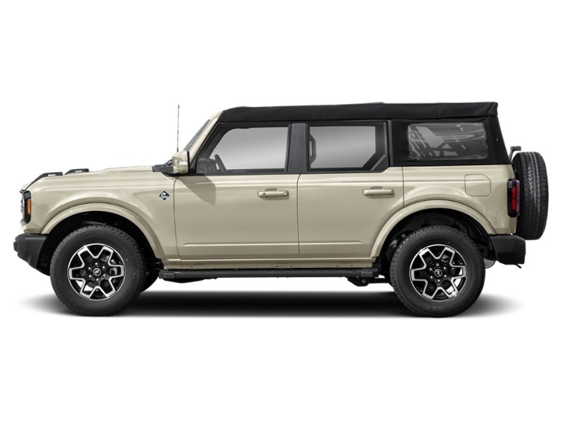 2026 Ford Bronco Outer Banks | 4X4 | 2.3L | SASQUATCH | BLK PK Desert Sand  Shot 3