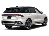 2026 Lincoln Nautilus Reserve AWD White Platinum Metallic Tri-Coat  Shot 2